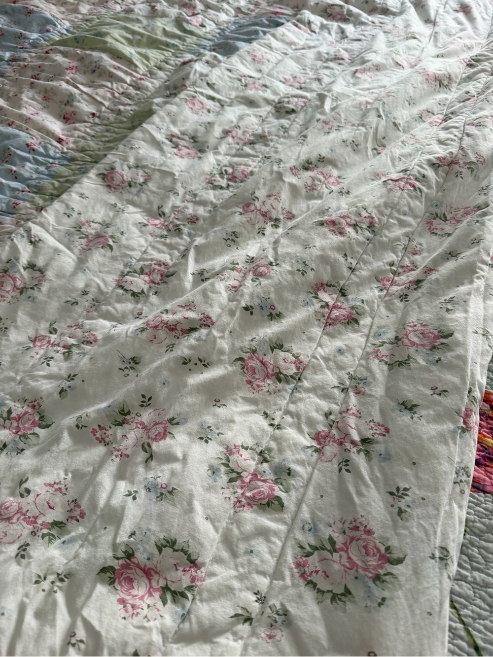Simply Shabby Chic Pastel Patchwork Quilt in Blue, Cream, and Pink Twin size - Picture 5 of 8